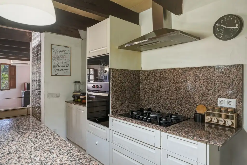 Cuina de Finca rústica en venda en Pollença amb Aire condicionat, Calefacció i Jardí privat