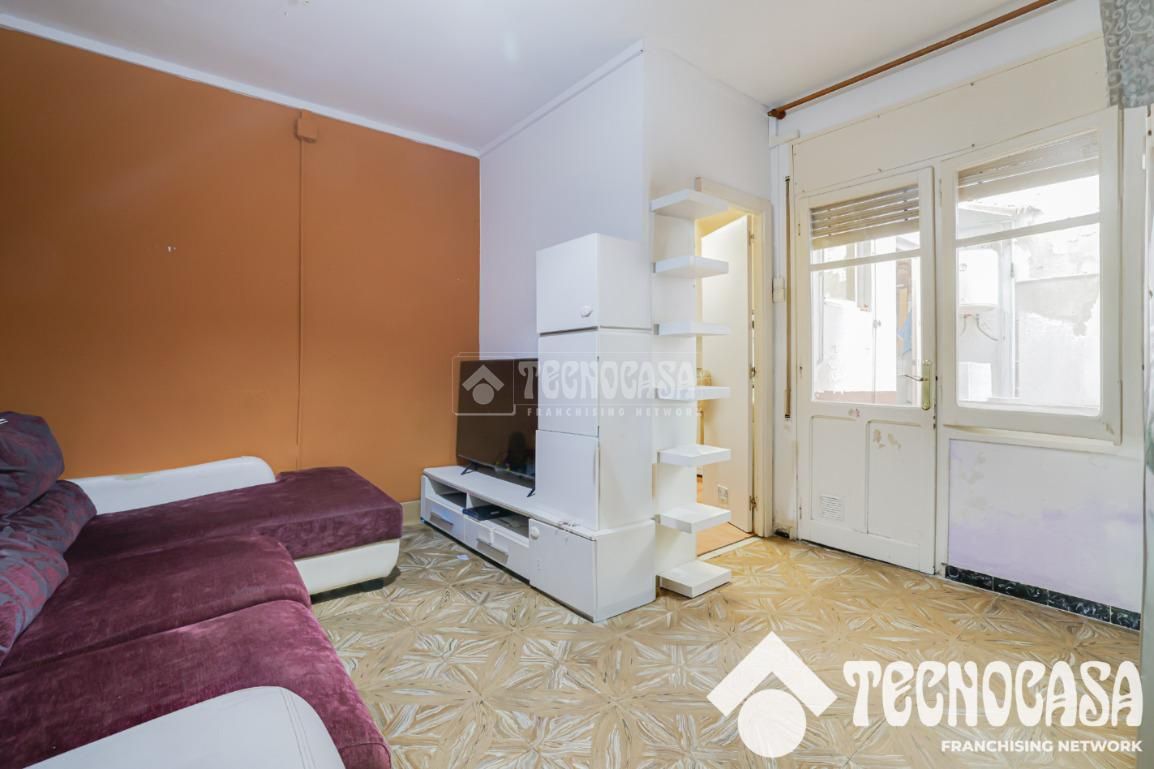 Pis en venda a Carrer Mare de Déu de las Angustias, Ca n'Anglada, Llevant