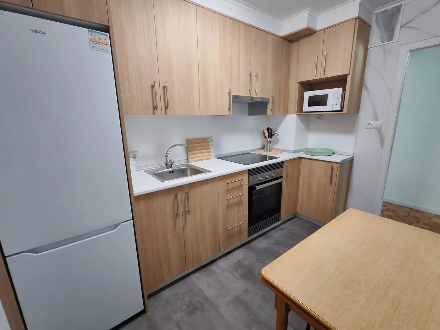 Kitchen of Flat for rent in Vigo   with Terrace, Furnished and Balcony