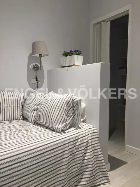 Schlafzimmer von Wohnungen zur Miete in Madrid mit Klimaanlage, Heizung und Möbliert