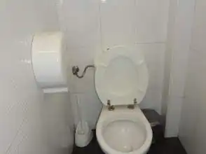 Badezimmer von Geschaftsraum zur Miete in Gijón  mit Möbliert