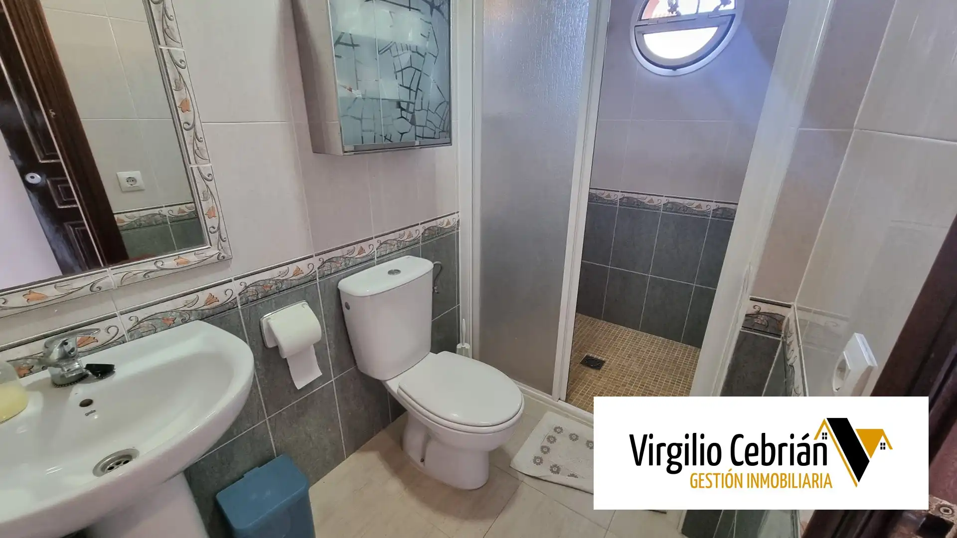 Bathroom of Duplexes for sale in Chipiona  with Storage room and Furnished