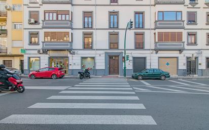 Vista exterior de Pis en venda en  Granada Capital amb Terrassa