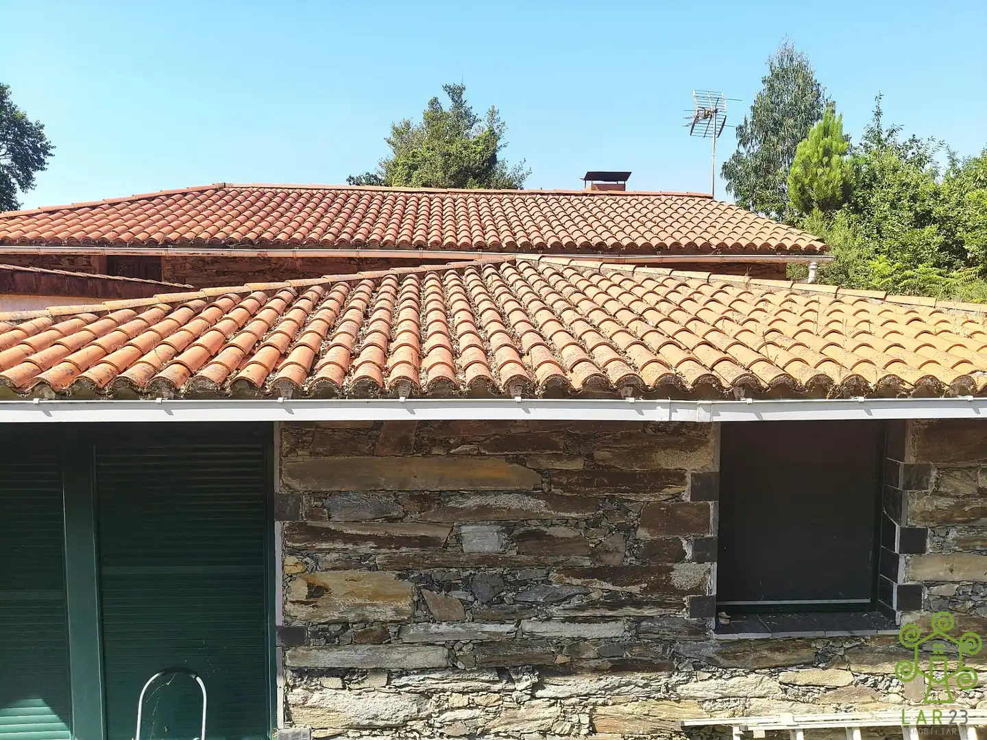 Vista exterior de Casa o xalet en venda en Abegondo amb Calefacció, Jardí privat i Piscina