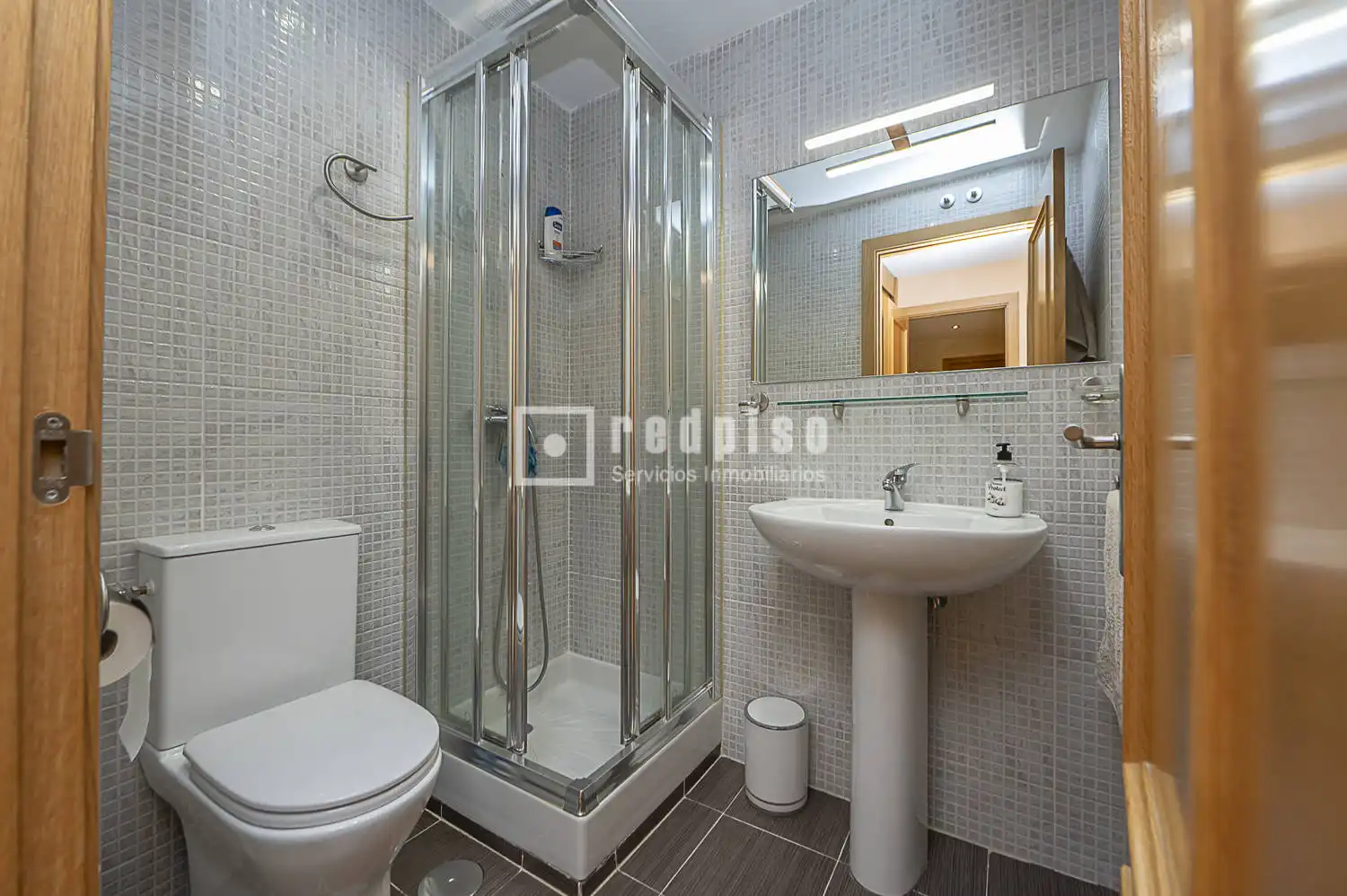 Baño de Piso en venta en Valdemoro con Aire acondicionado, Calefacción y Jardín privado