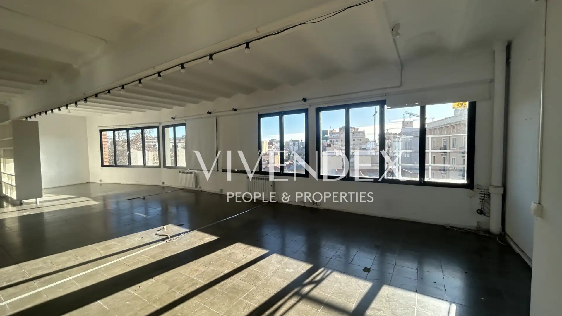 Local de lloguer en  Barcelona Capital