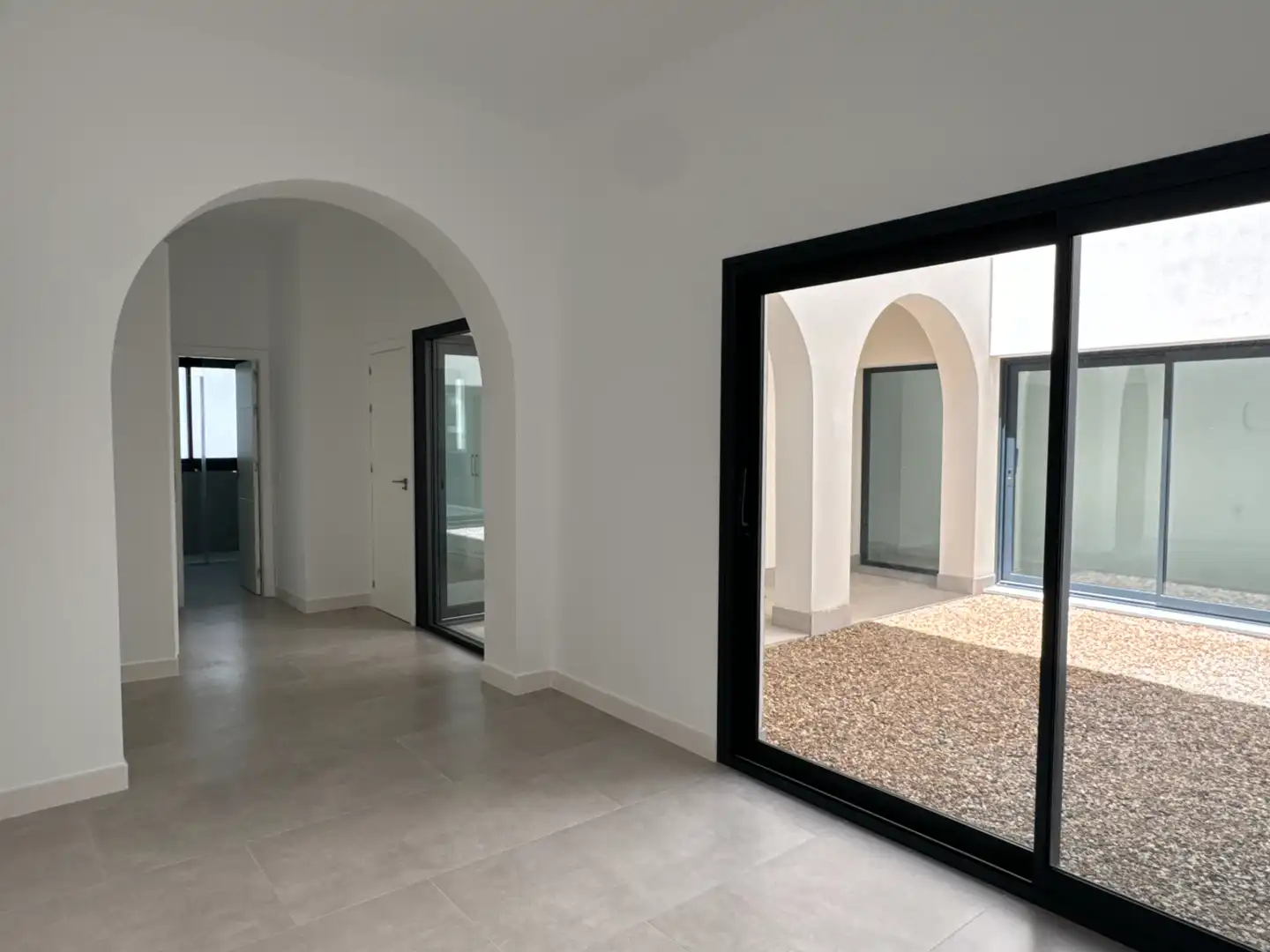 Ground floor for sale in Calle Rodrigo de Triana, 1, Centro - Calzada - Cabo Noval