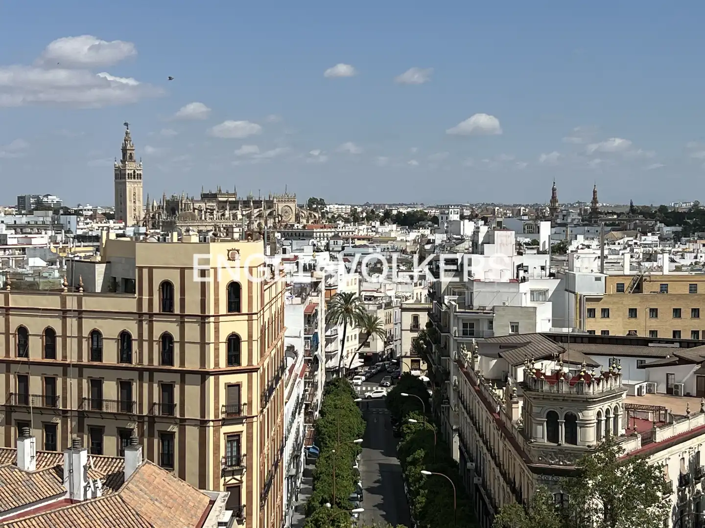 Exterior view of Flat for sale in Sevilla  with Air Conditioner and Heating