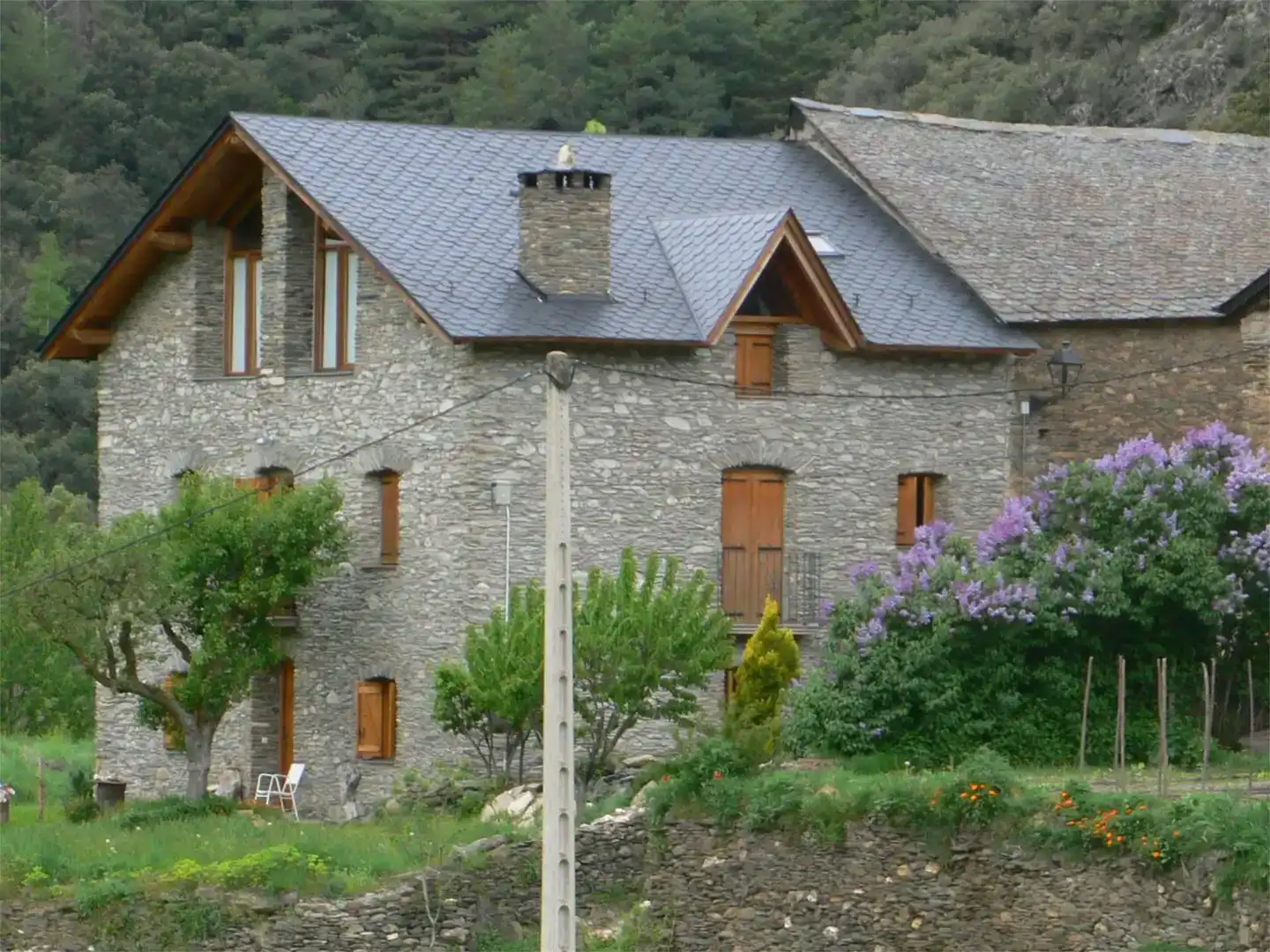Vista exterior de Casa adosada en venta en Tírvia, Lleida