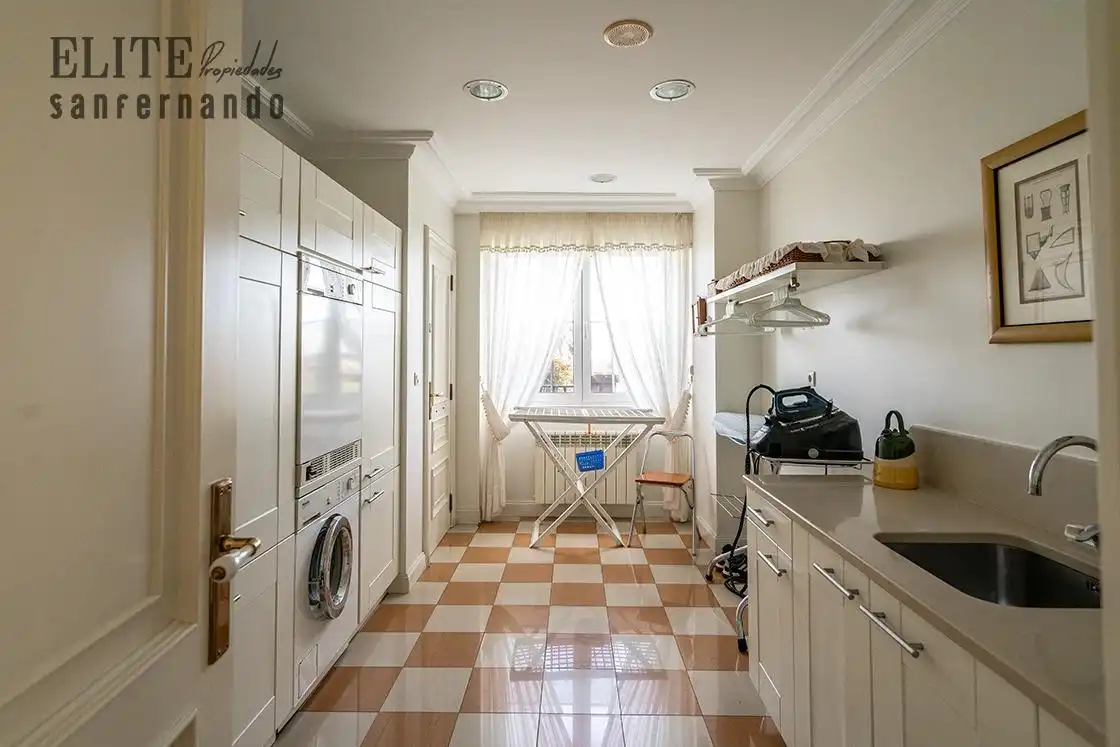 Cocina de Casa o chalet en venta en Piélagos con Calefacción, Jardín privado y Trastero