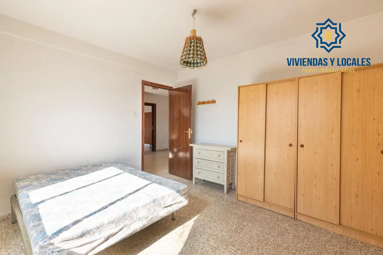Habitación de Piso en venta en Granada con Terraza