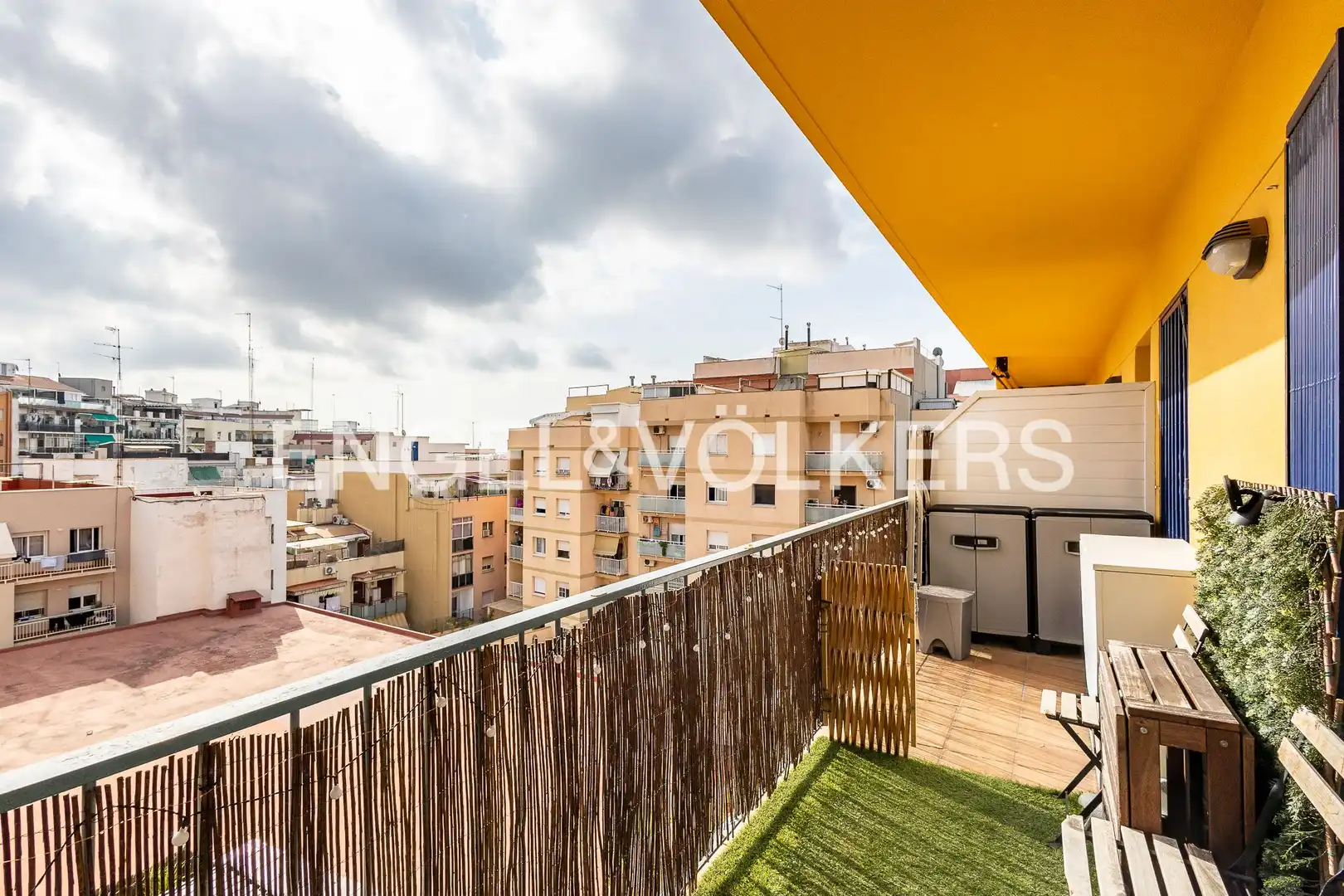 Balcony of Attic for sale in Esplugues de Llobregat  with Air Conditioner, Heating and Parquet flooring