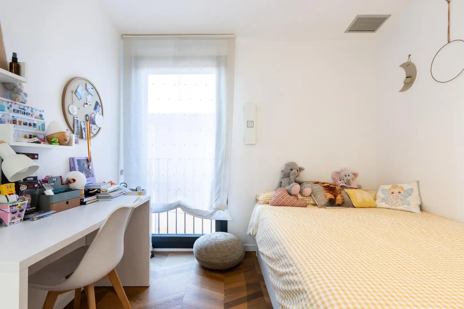 Bedroom of Flat for sale in Sant Llorenç Savall  with Heating, Private garden and Parquet flooring