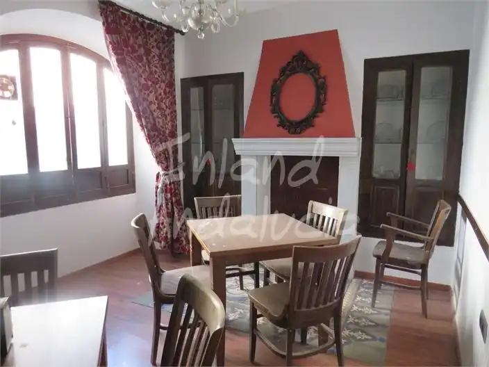 Local comercial en venda a Martos, imagen 3