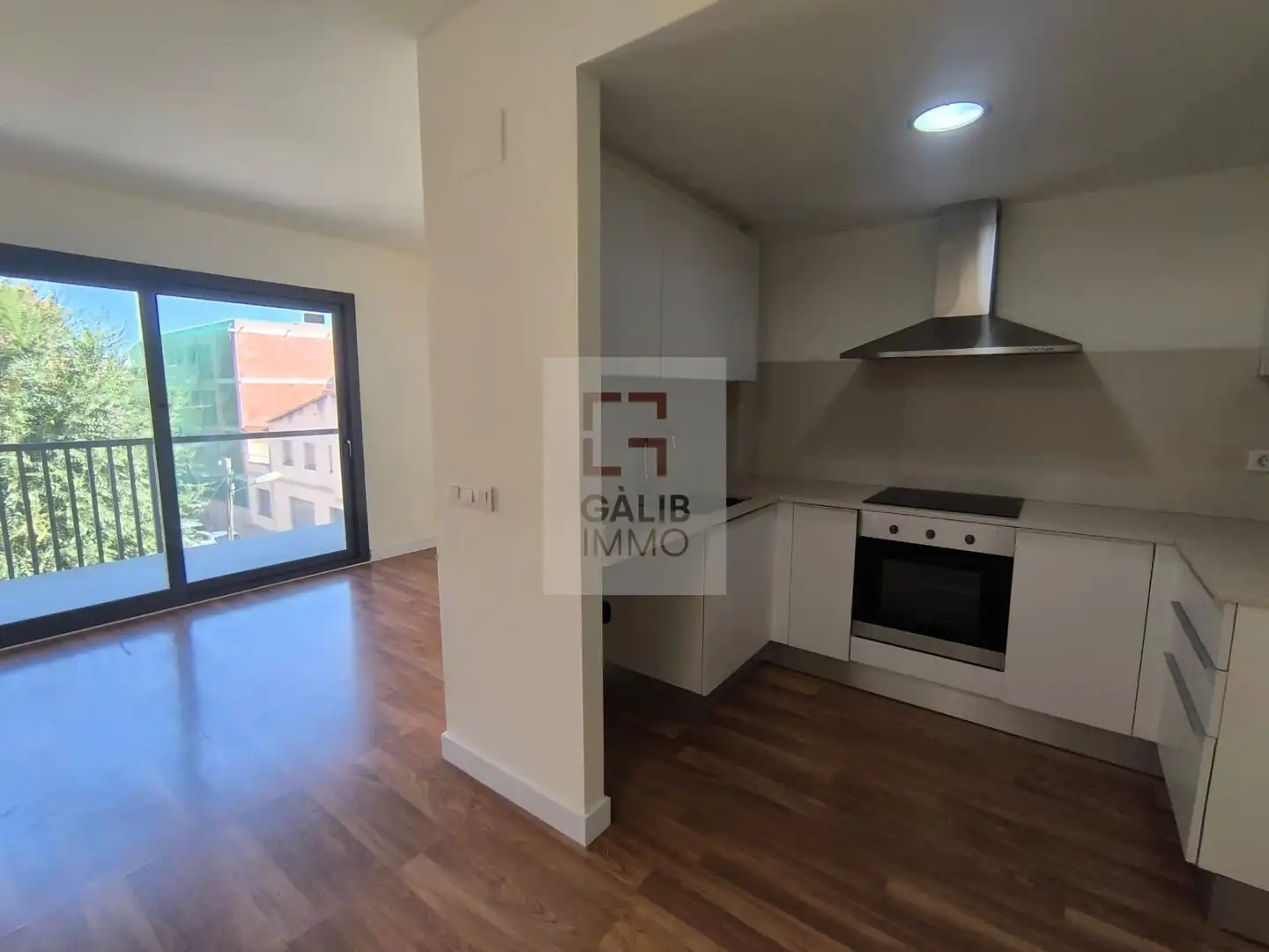 Piso con terraza en venta en Eixample - Horta Capallera, imagen 2