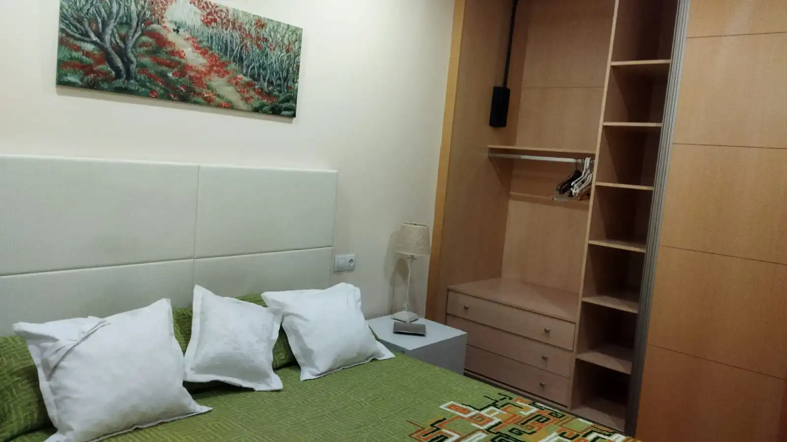 Schlafzimmer von Wohnung zur Miete in Almansa mit Klimaanlage, Heizung und Parkett