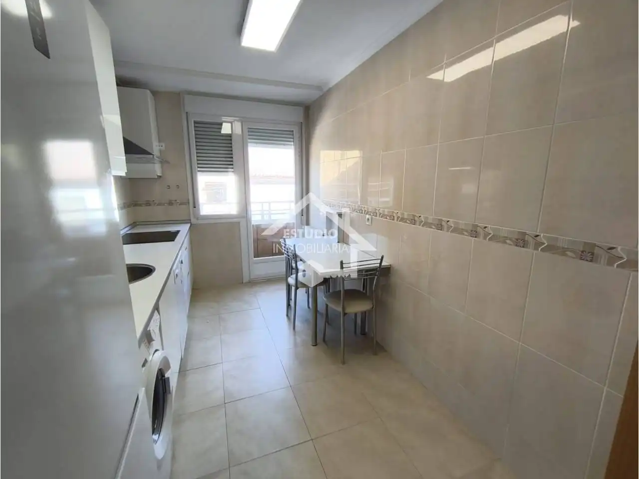 Cocina de Casa adosada en venta en Mendavia con Calefacción, Jardín privado y Parquet