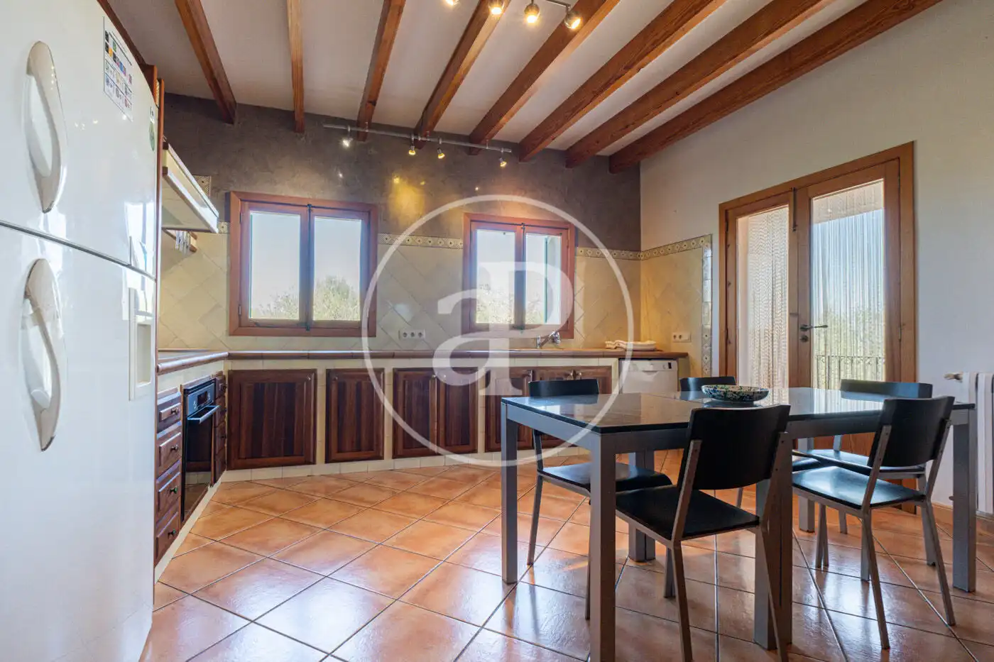 Cocina de Casa o chalet de alquiler en Santa Eugènia con Calefacción, Jardín privado y Terraza