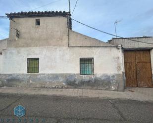 Exterior view of House or chalet for sale in Ajofrín  with Private garden