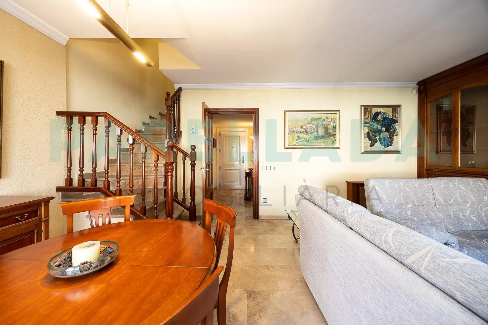Sala d'estar de Casa adosada en venda en Badalona amb Aire condicionat, Calefacció i Terrassa