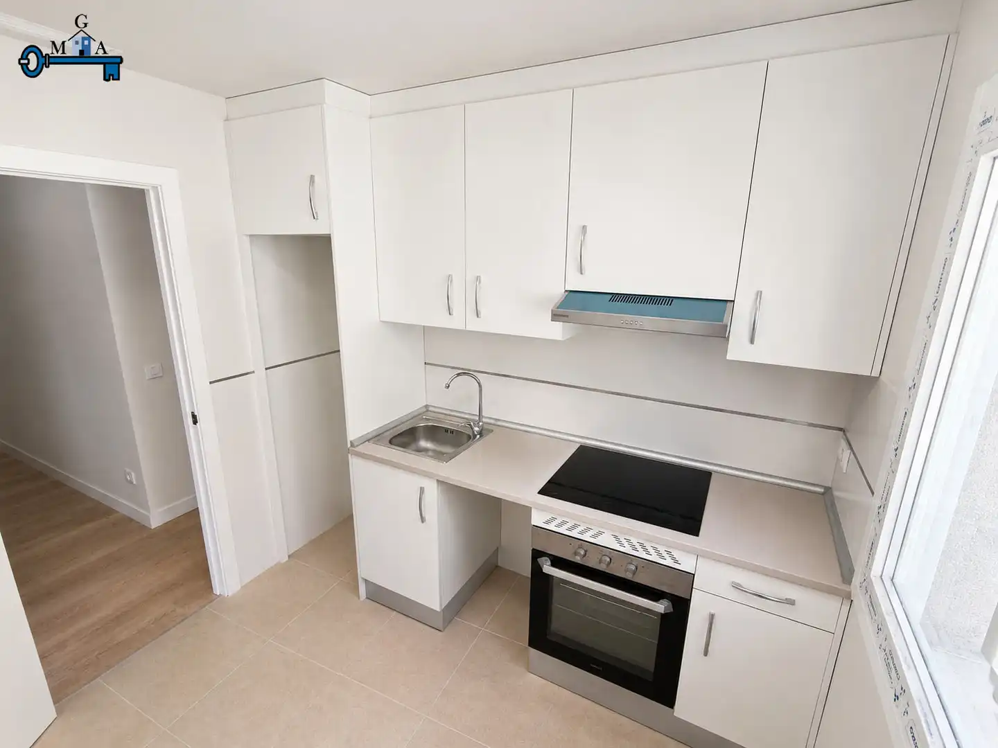 Kitchen of Flat for rent in Fuenlabrada  with Air Conditioner, Heating and Parquet flooring