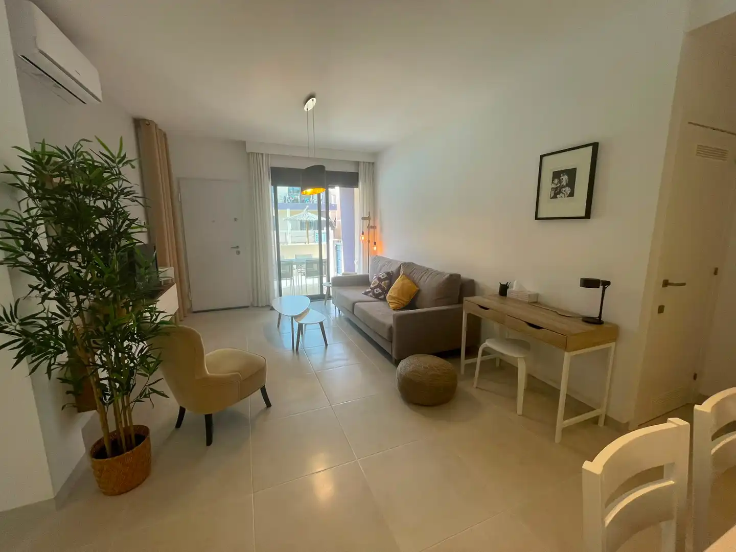Sala d'estar de Casa o xalet en venda en Pilar de la Horadada amb Aire condicionat, Calefacció i Jardí privat