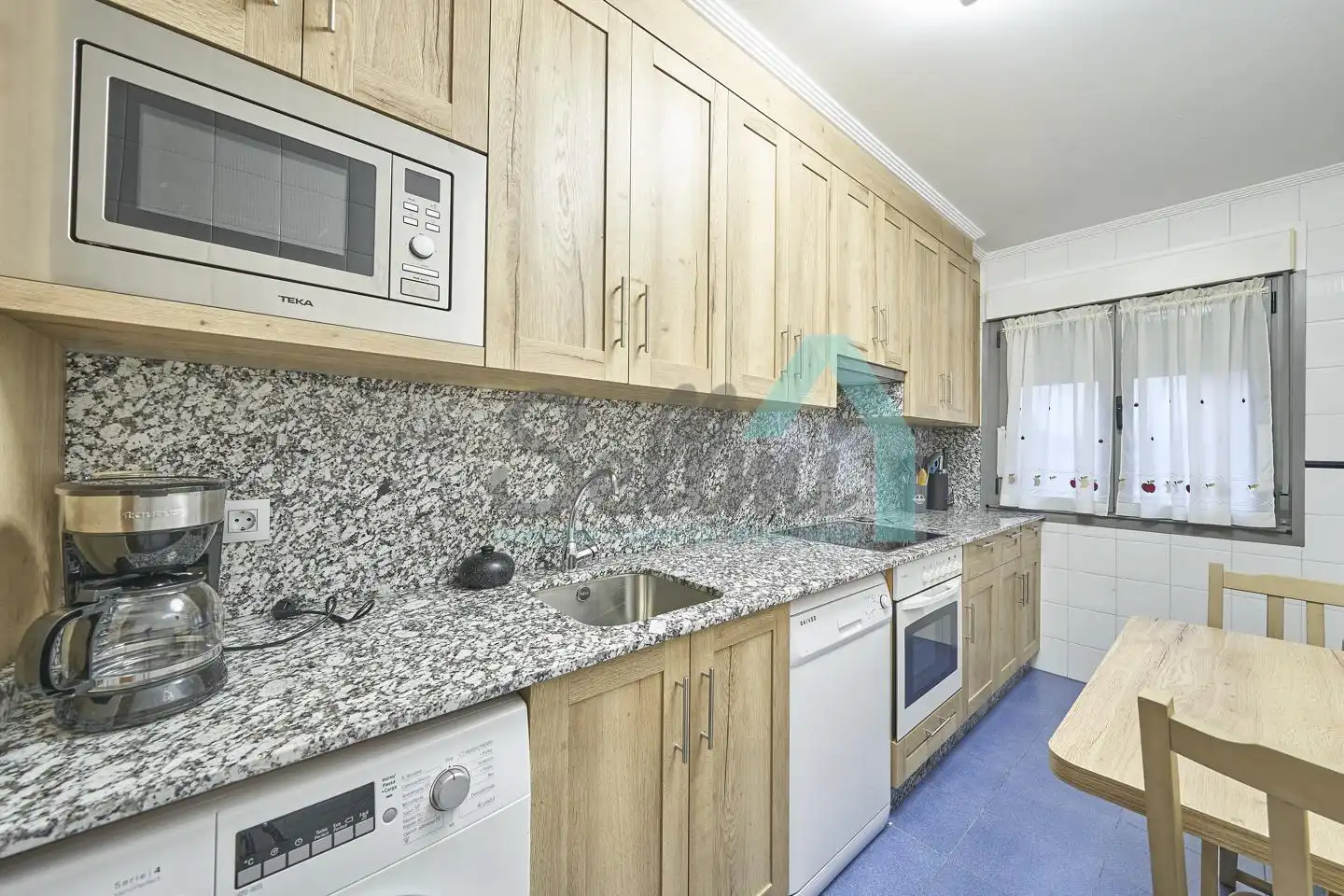 Flat with lift to rent in Calle Cardenal Cienfuegos, imagen 14