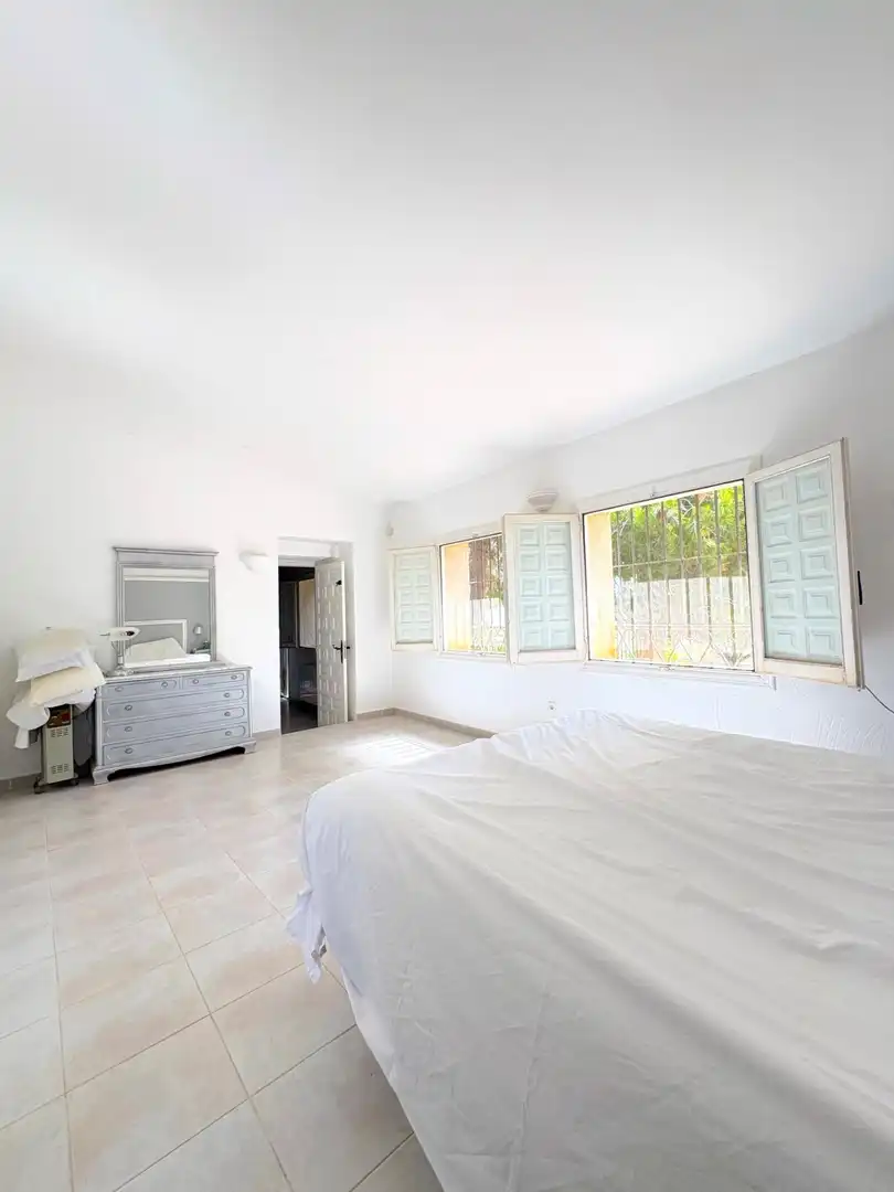 Chalet con piscina en venta en DISEMINADOS, imagen 32