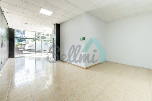 Local comercial en Alquiler en Tenderina Baja en Ventanielles