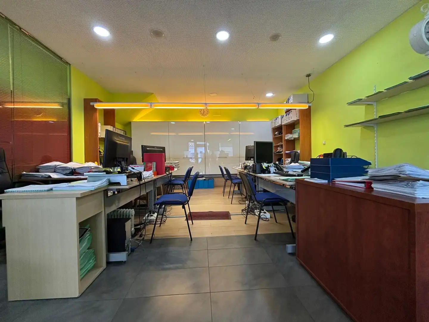 Commercial properties for sale in Sevilla  with Air Conditioner