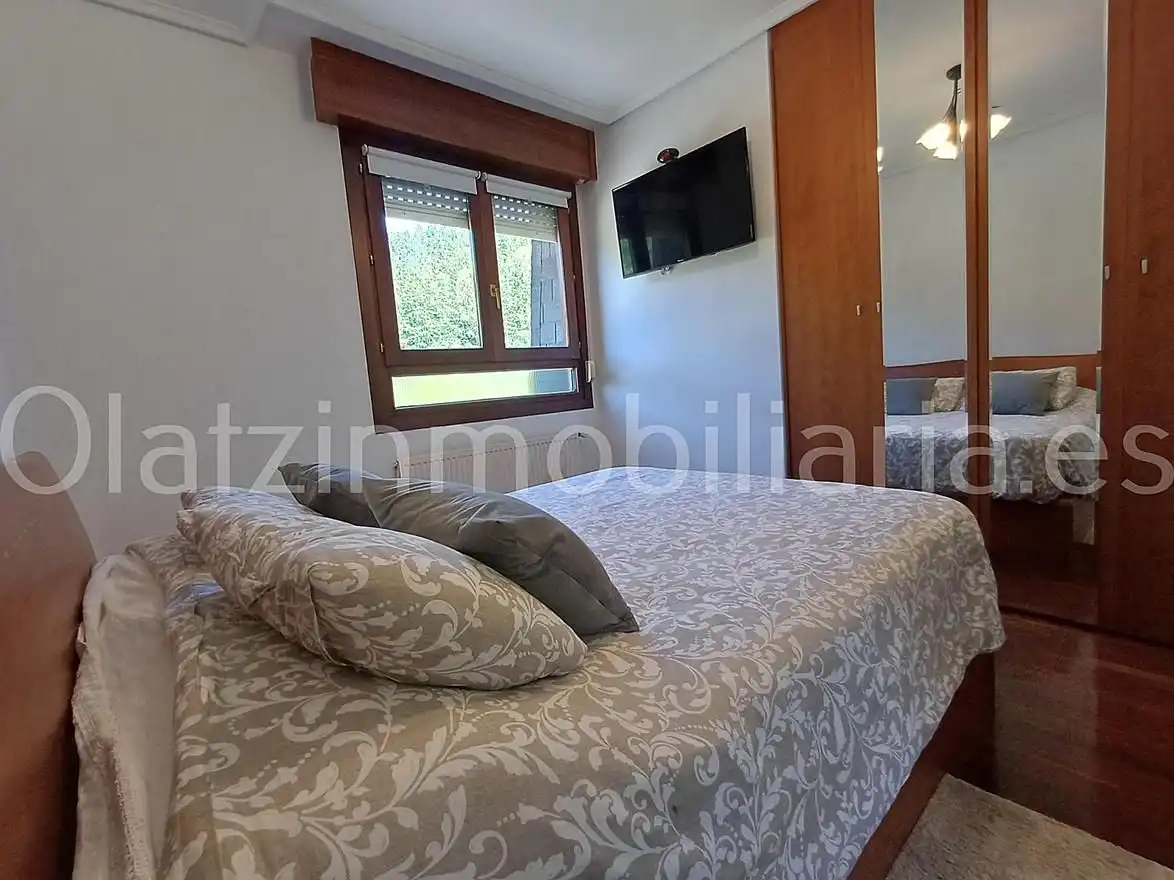 Schlafzimmer von Wohnung zum Verkauf in Güeñes mit Heizung, Abstellraum und Balkon
