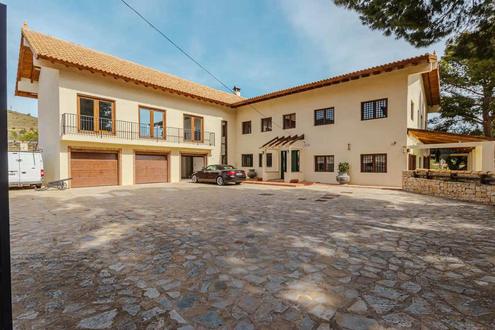 Vista exterior de Finca rústica en venta en Aigües con Calefacción, Jardín privado y Terraza