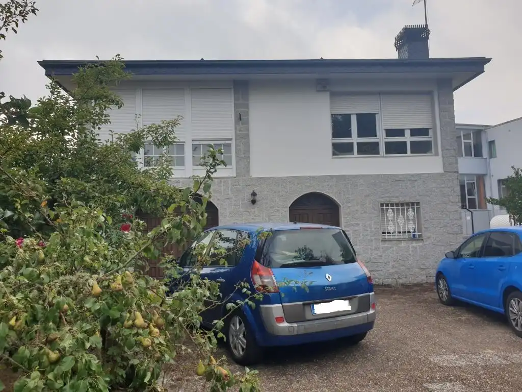 Vista exterior de Casa o xalet en venda en Parada de Sil amb Calefacció, Parquet i Terrassa