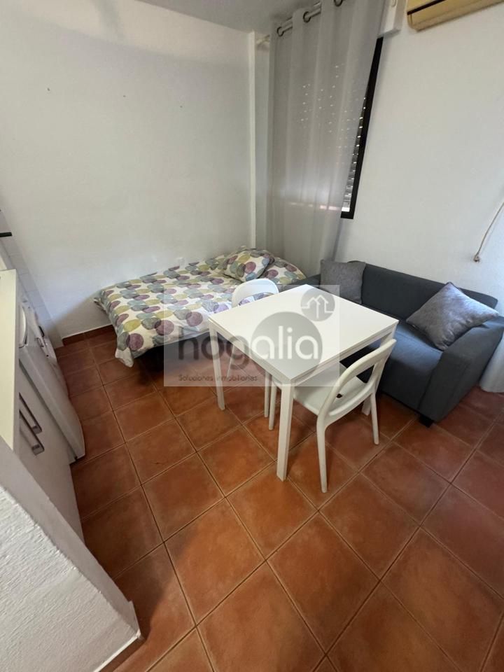 Bedroom of Study to rent in  Sevilla Capital  with Air Conditioner and Furnished