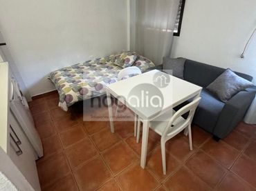 Monolocale con ascensore in affitto a Sur