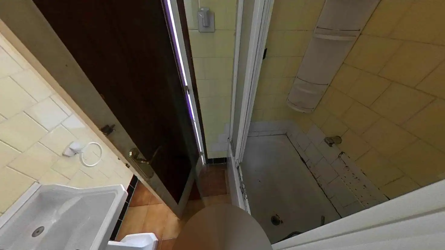 Baño de Piso en venta en Vallirana con Terraza