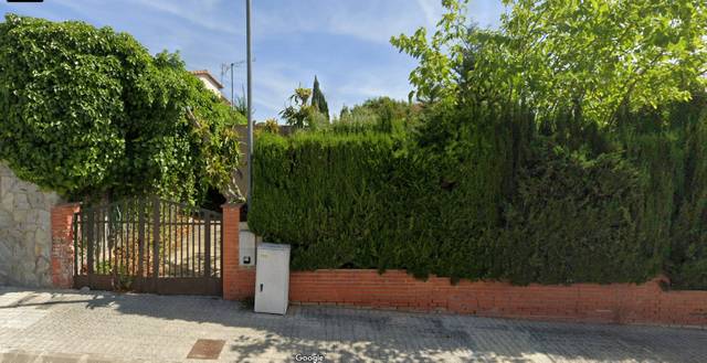 Terreno residencial en Venta en Carrer dels Plàtans en Santa Maria