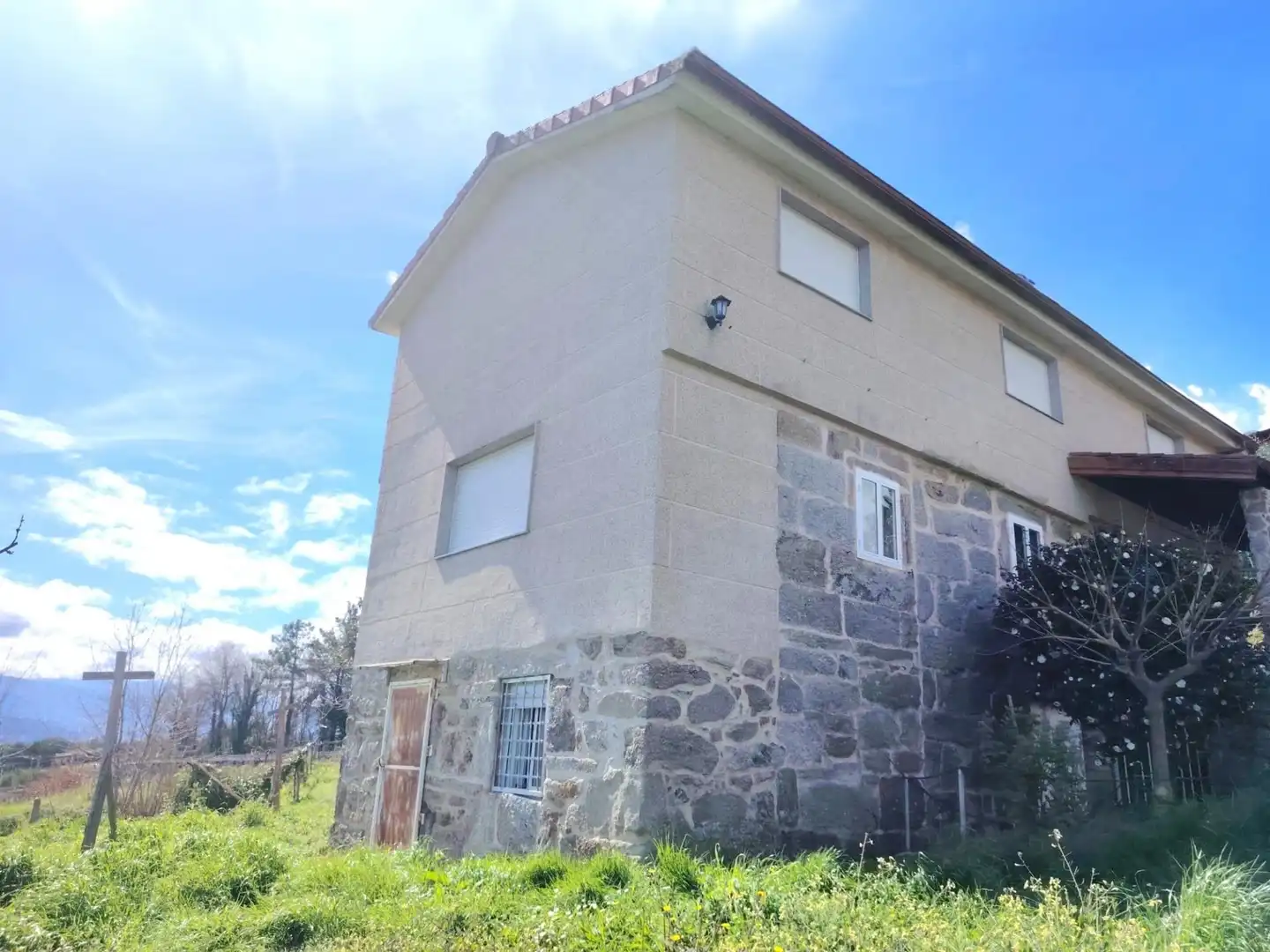 Vista exterior de Casa o chalet en venta en Crecente con Calefacción
