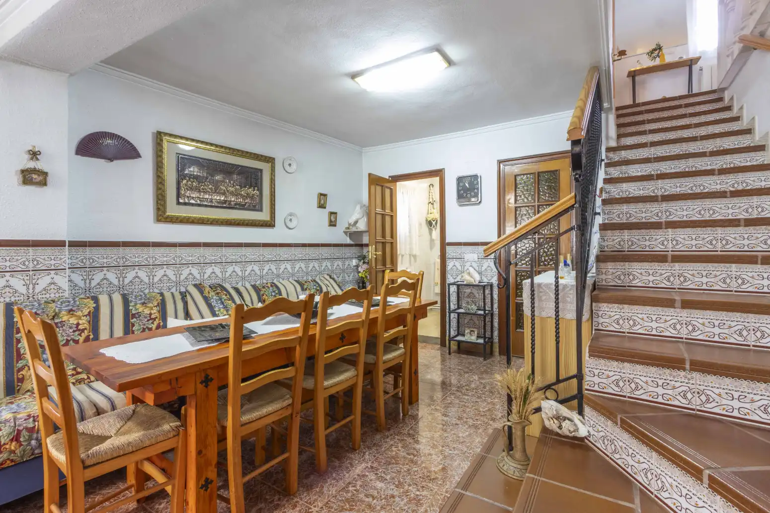 Comedor de Casa adosada en venta en Chelva con Calefacción, Terraza y Trastero