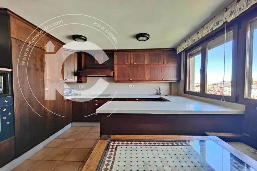 Cocina de Casa o chalet de alquiler en Huétor Vega con Aire acondicionado y Jardín privado