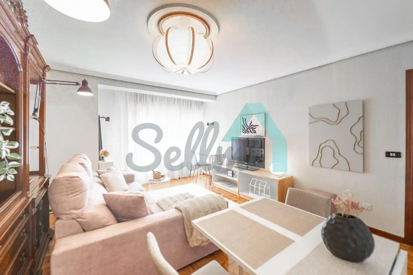 Wohnzimmer von Wohnung zur Miete in Oviedo  mit Heizung, Parkett und Möbliert