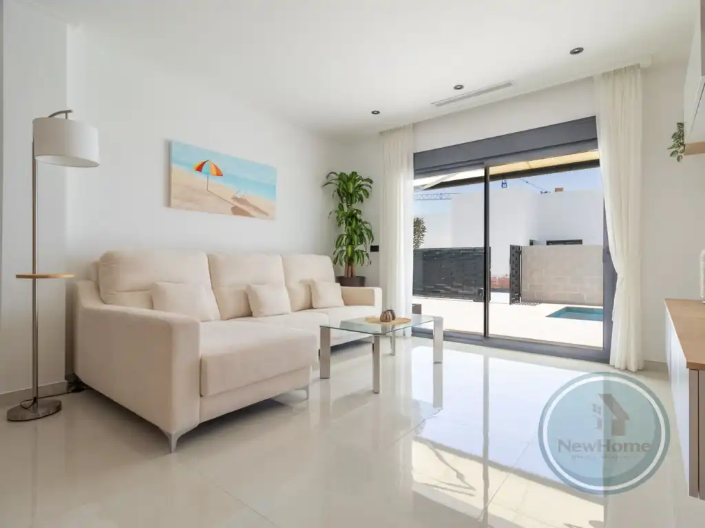 Houses for sale in Calle Jose Carreras, San Fulgencio