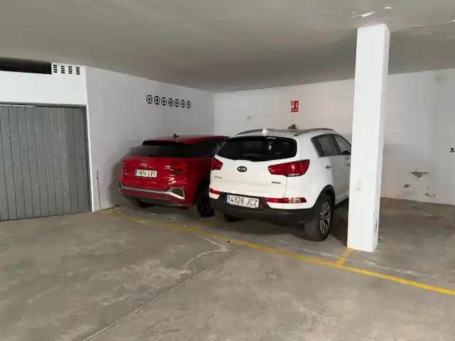 Parking de Apartamento en venta en Cullera con Terraza, Horno y Piscina comunitaria