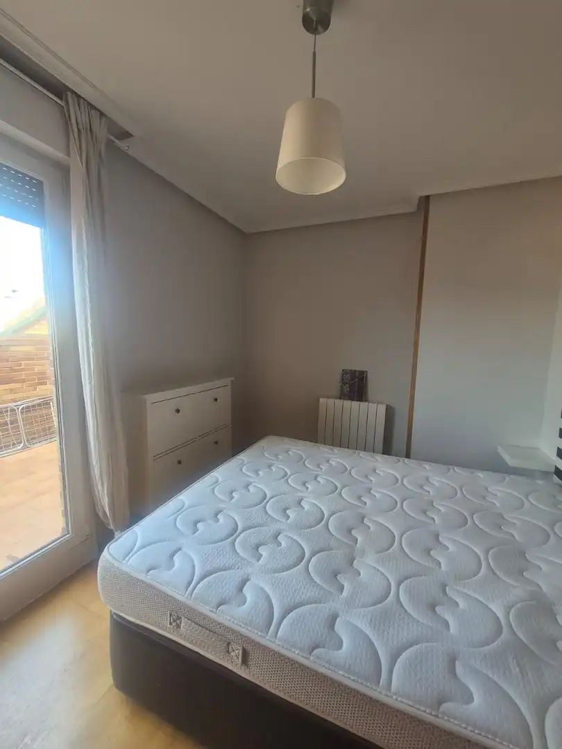 Dormitori de Àtic en venda en Ávila amb Calefacció, Terrassa i Traster