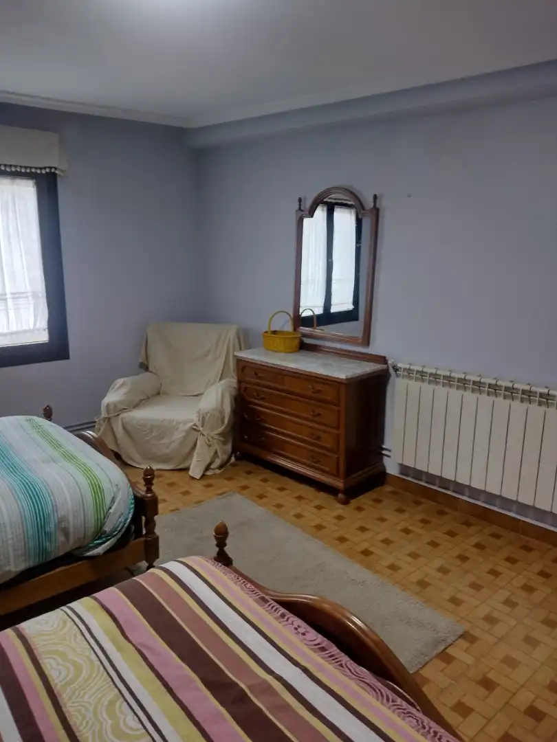 Schlafzimmer von Einfamilien-Reihenhaus zum Verkauf in Belorado mit Heizung, Terrasse und Abstellraum