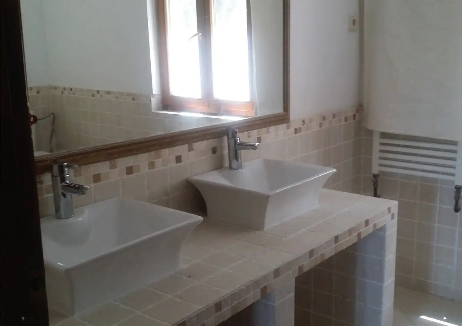 Bany de Finca rústica en venda en Banyoles amb Calefacció, Jardí privat i Terrassa