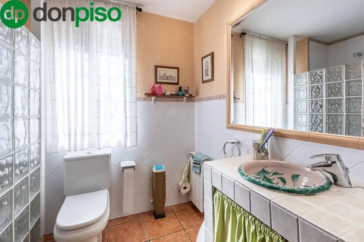 Detached house with pool for sale in Calle del Arache, imagen 29
