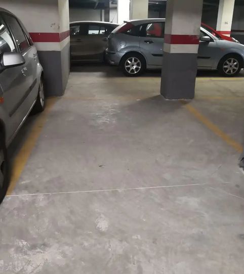 Foto 2 de Garatge en venda a Calle de Alcácer, Soternes, Valencia Capital