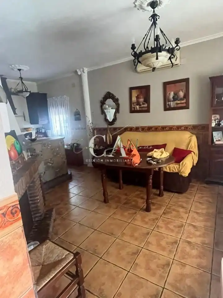 Comedor de Casa o chalet en venta en Puente Genil con Aire acondicionado, Jardín privado y Terraza