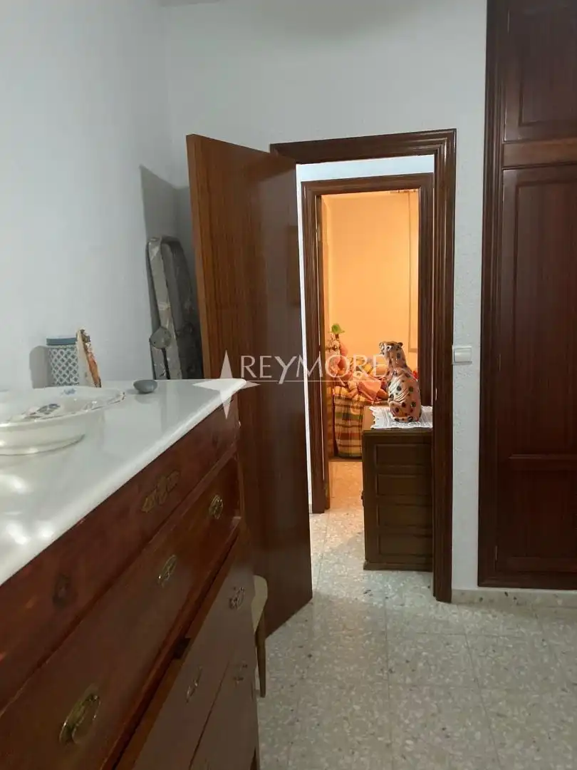 Dormitori de Casa o xalet en venda en Guadalcázar amb Aire condicionat, Terrassa i Traster